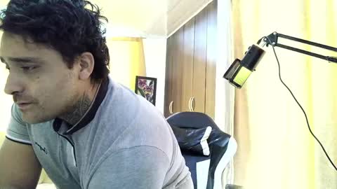 aronmiller online show from June 2026 01:48:02 PM