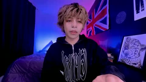 Aaron  online show from June 2026 08:26:02 AM