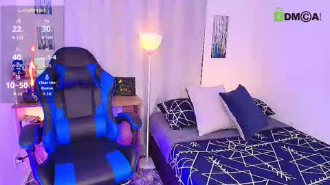 noah and ivy online show from November 2025 10:38:02 AM