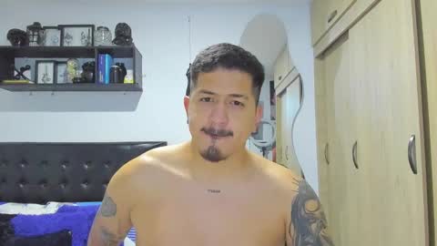 ARON  Independent model  online show from November 2025 07:25:01 AM