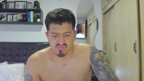 ARON  Independent model  online show from March 2026 02:50:02 AM