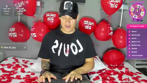 AROON HOT online show from February 2026 09:44:01 PM