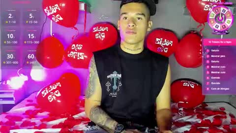 AROON HOT online show from February 2026 10:38:01 PM