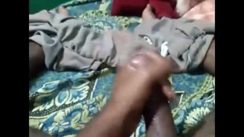 arshkhant987 online show from December 2025 05:28:02 PM