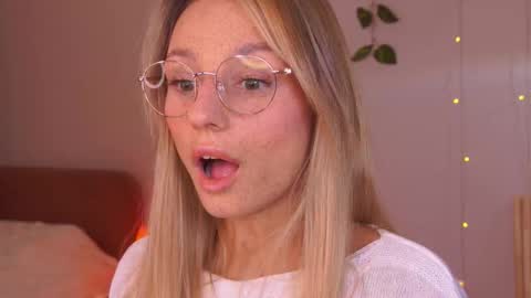 Snapshot of artease chatting on November 2025 10:30:01 AM Arti Next Streams - online show from November 2025 10:30:01 AM