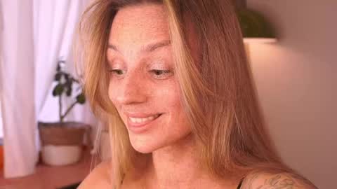 Snapshot of artease chatting on May 2026 12:42:01 PM Arti Next Streams - online show from May 2026 12:42:01 PM