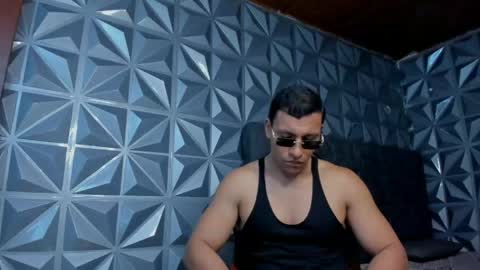 Snapshot of arthur_mason chatting on May 2026 01:36:02 AM Arthur online show from May 2026 01:36:02 AM