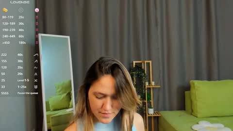 Sara online show from September 2025 08:31:01 PM