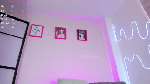 MIA OF artmiajoy online show from March 2026 03:38:01 PM