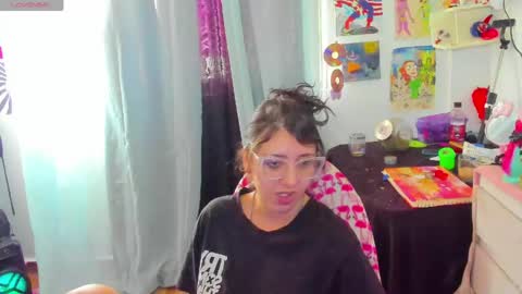 Snapshot of artsycherry chatting on May 2026 04:13:02 PM Isabella Cherry online show from May 2026 04:13:02 PM