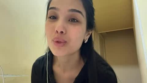 Amina online show from February 2026 06:42:01 PM