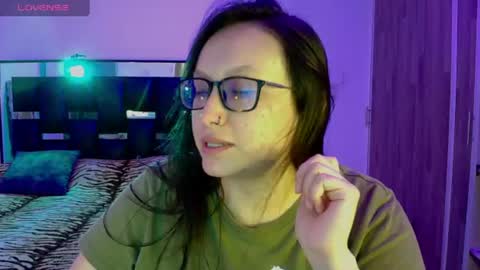 Snapshot of arya_xia chatting on July 2026 12:33:01 PM Arya Xia online show from July 2026 12:33:01 PM