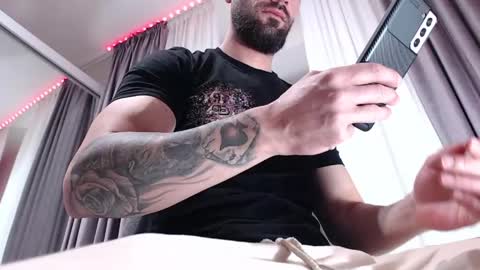 AryanAian1 online show from April 2026 01:59:02 PM