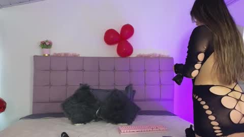 arycooper_ online show from February 2026 12:12:01 PM