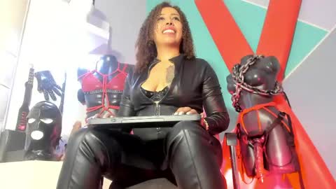 aryfox77 online show from June 2026 06:41:01 PM