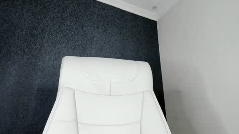 Asami online show from January 2025 10:39:02 AM