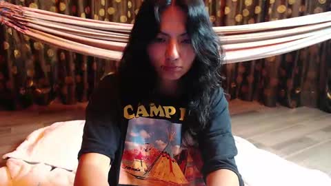 Snapshot of asaray_t chatting on May 2026 12:08:02 AM Saray online show from May 2026 12:08:02 AM