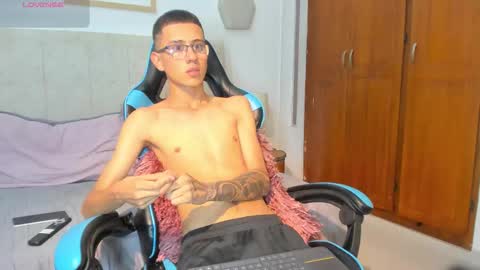   Asher  online show from February 2026 08:29:02 PM