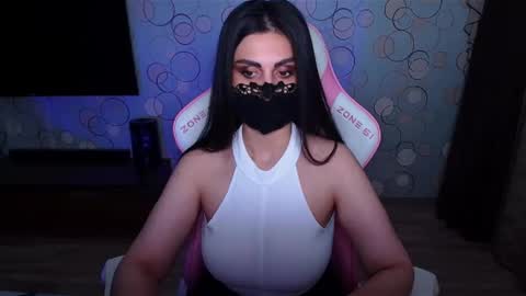   Yasmina   online show from June 2026 07:36:01 AM