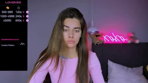 Ashley online show from November 2025 06:18:01 PM