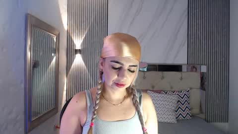 ashley__tylor online show from February 2026 02:17:02 AM