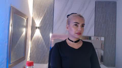 ashley__tylor online show from June 2026 04:23:01 PM