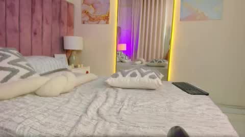 ashley_beaomunt online show from February 2026 05:53:02 PM