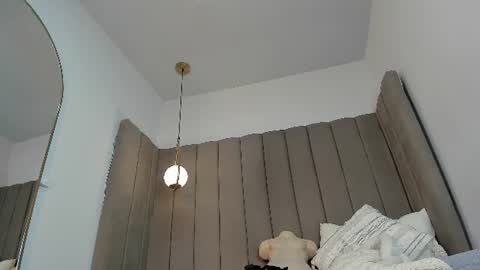 ashley_beaomunt online show from July 2026 12:40:01 PM