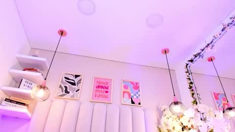 Ashley online show from October 2025 03:49:02 AM