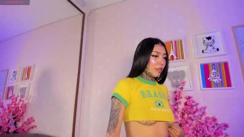 Snapshot of ashley_blum_ chatting on April 2026 01:41:02 PM ashley_blum_ online show from April 2026 01:41:02 PM