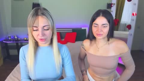 Alina online show from October 2025 08:03:01 AM