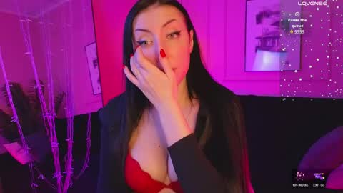 Ashley online show from April 2026 10:01:02 PM