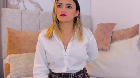 Snapshot of ashley_ruiz_ chatting on January 2025 08:26:01 PM Camila online show from January 2025 08:26:01 PM