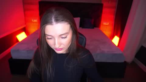 ashleybaee online show from December 2025 02:23:01 PM