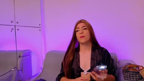 Snapshot of ashleymonroee_ chatting on April 2026 11:57:02 AM ASHLEY online show from April 2026 11:57:02 AM