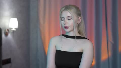 AshleyNiko online show from November 2025 05:48:01 PM