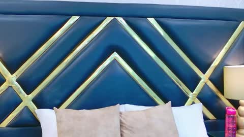 AshleyRoberh online show from April 2026 07:58:01 PM