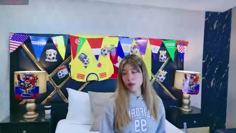 AshleyRoberh online show from June 2026 08:35:02 PM