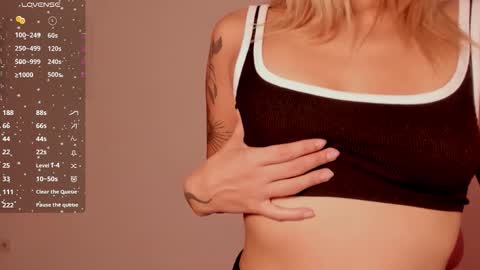 dahiana online show from November 2025 05:01:02 PM