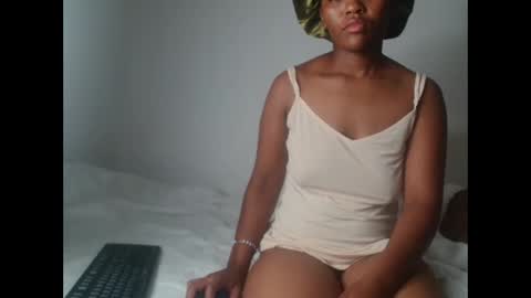 ashleyt255 online show from September 2025 10:21:02 PM