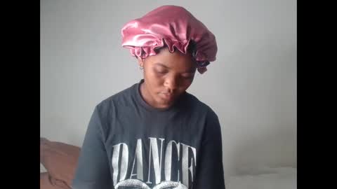 ashleyt255 online show from October 2025 11:27:01 PM