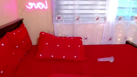 AshleyNicole online show from May 2026 01:57:16 AM