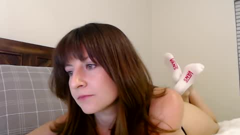 Snapshot of ashleyyylove13 chatting on February 2025 07:05:01 AM Ashley Love online show from February 2025 07:05:01 AM