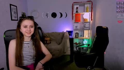 Snapshot of ashli_bright chatting on May 2026 12:54:02 PM Ashli online show from May 2026 12:54:02 PM
