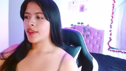 ashlie2020 online show from October 2025 08:00:02 PM