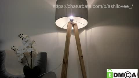 ashllovee online show from February 2025 11:20:01 AM