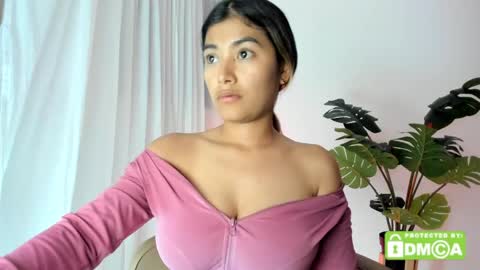 Snapshot of ashllovee_ chatting on April 2026 01:08:01 AM ashllovee online show from April 2026 01:08:01 AM