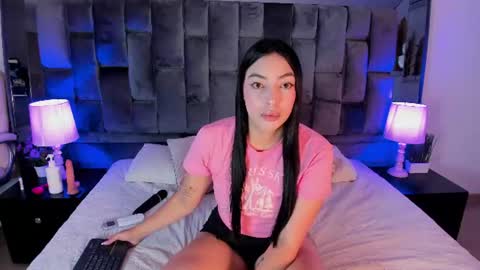 Snapshot of ashly_bloom chatting on June 2026 03:11:02 AM Ashly online show from June 2026 03:11:02 AM