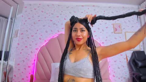 Ashly online show from December 2024 12:20:02 PM