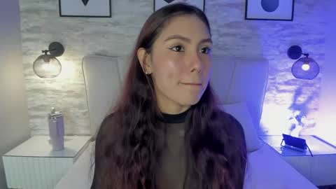 Snapshot of ashlye_collins chatting on June 2026 08:18:01 PM ashlye_collins online show from June 2026 08:18:01 PM